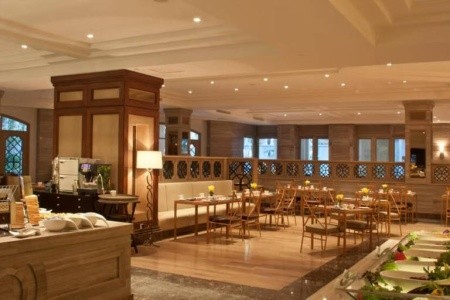 Crowne Plaza Resort (Sanya Bay) - 17