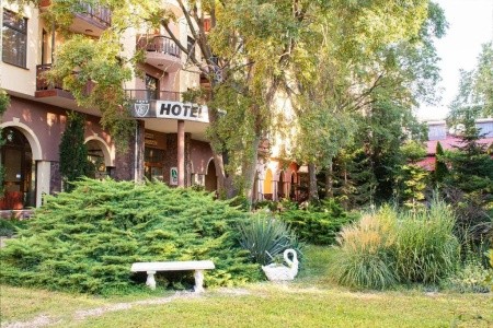 Estreya Palace & Residence - 5