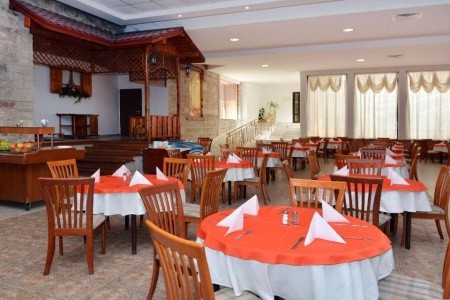 Estreya Palace & Residence - 11