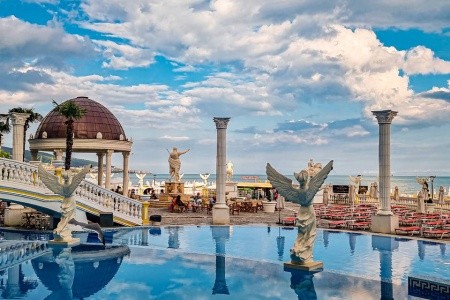 Imperial Palace (Ex. Victoria Palace) - 4