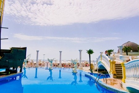 Imperial Palace (Ex. Victoria Palace) - 5