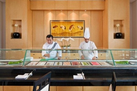 Mövenpick Resort & Marine Spa - 10