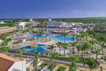 Olympic Lagoon Resort - 3