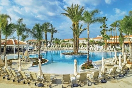 Olympic Lagoon Resort - 8