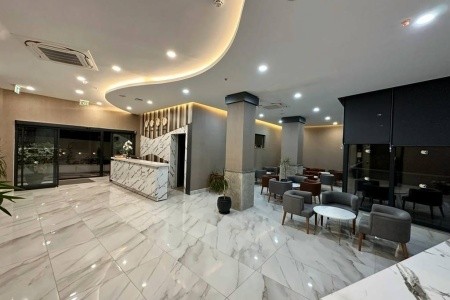 Side Golden Rock - 3