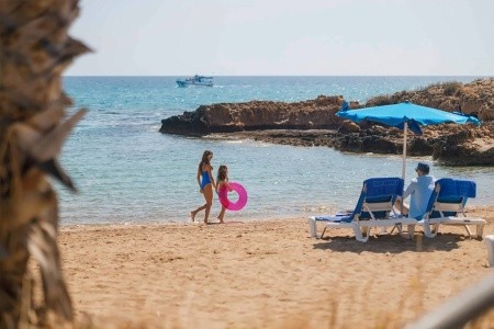 Louis Althea Beach - 20