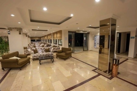 Turecko Alanya Titan Club 14 dňový pobyt Ultra All inclusive Letecky Letisko: Praha June 2026 ( 9/06/26-22/06/26)