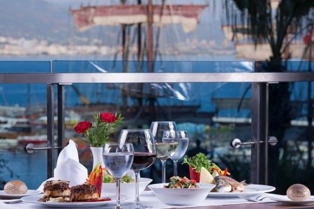 Turecko Alanya Kaptan 9 dňový pobyt Raňajky Letecky Letisko: Praha August 2026 (18/08/26-26/08/26)