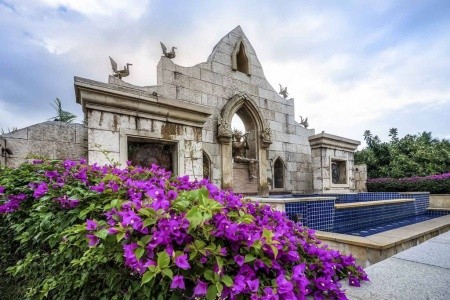 Pullman Sanya Yalong Bay Villas & Resort - 6