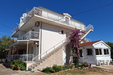 Vila Dana - 1