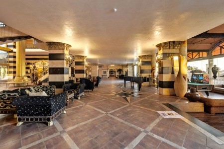 Imperial Palace (Ex. Victoria Palace) - 17