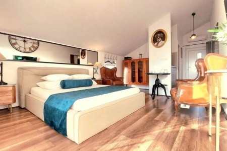 Refresh Boutique Apartments - 4