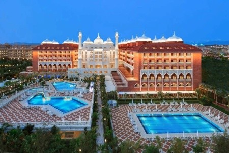 Turecko Side Royal Taj Mahal 9 dňový pobyt Ultra All inclusive Letecky Letisko: Praha July 2026 (29/07/26- 6/08/26)