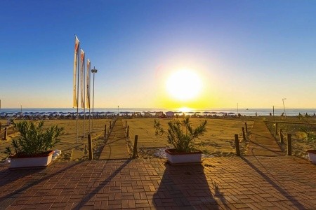 Turecko Alanya Villa Sunflower 11 dňový pobyt All Inclusive Letecky Letisko: Praha June 2026 (15/06/26-25/06/26)