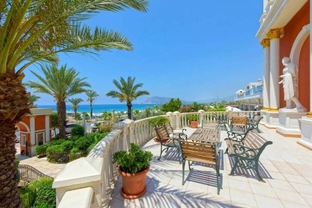 Antique Roman Palace - 6