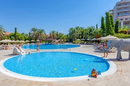 Turecko Turecká riviéra Sunrise Resort 7 dňový pobyt Ultra All inclusive Letecky Letisko: Praha July 2026 (10/07/26-16/07/26)