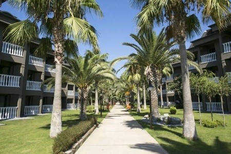 Sailors Beach Club - 8