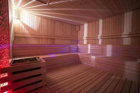 Sailors Beach Club - 27