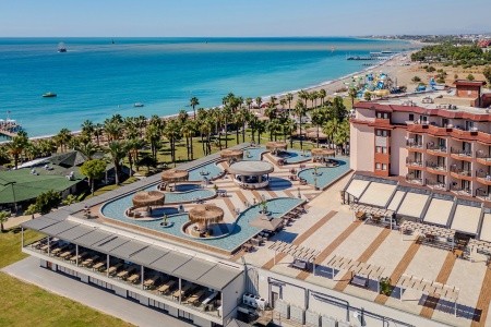 Turecko Alanya Justiniano Club Park Conti 6 dňový pobyt All Inclusive Letecky Letisko: Praha July 2026 ( 6/07/26-11/07/26)