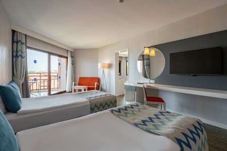 Turecko Alanya Justiniano Club Park Conti 6 dňový pobyt All Inclusive Letecky Letisko: Praha July 2026 ( 6/07/26-11/07/26)