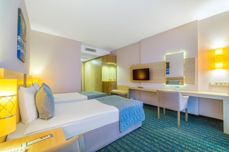 Turecko Alanya Justiniano Club Park Conti 6 dňový pobyt All Inclusive Letecky Letisko: Praha July 2026 ( 6/07/26-11/07/26)