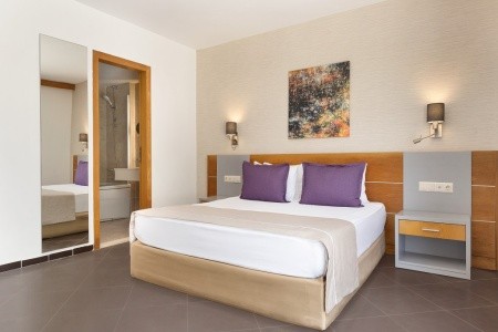 La Quinta By Wyndham Bodrum - 21