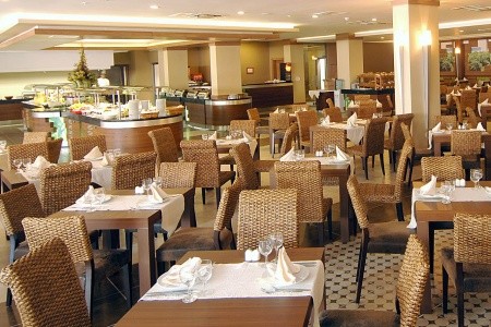 Iron Ambassador Plaza - 19