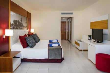 Aston Panorama, El Patriarca Varadero 18+ - 22