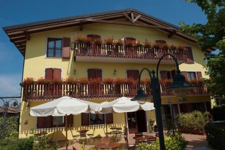 Romantic (Cavaion Veronese)