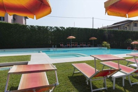 Romantic (Cavaion Veronese)