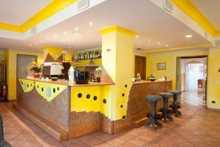 Romantic (Cavaion Veronese)