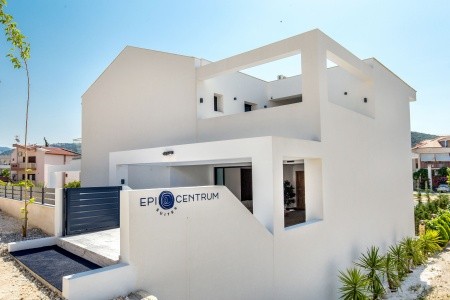 Epicentrum Suites