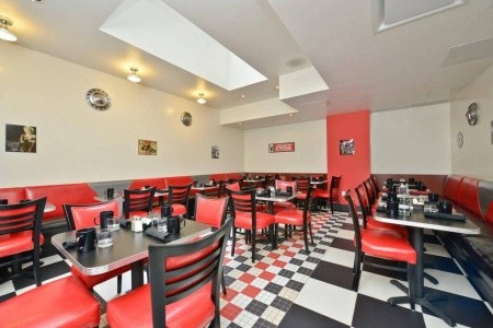 Holiday Inn Lower East Side - 9