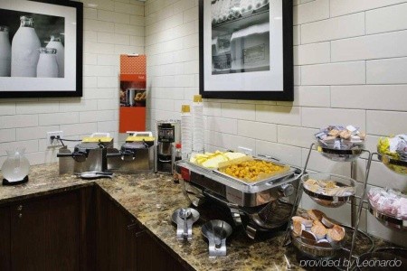 Hampton Inn Manhattan Chelsea - 8