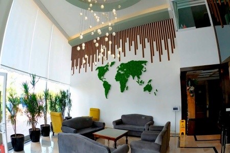 The Corner Park (Ex: Riviera Suite)