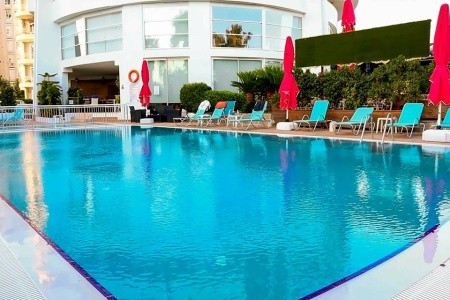 The Corner Park (Ex: Riviera Suite)