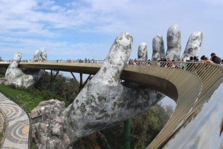 VIETNAM vč. SAPY a závěrečným pobytem u moře 2026 - 1