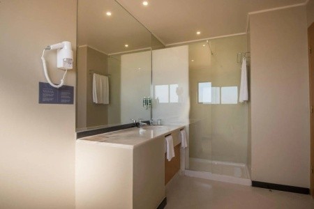 Portugalsko Algarve Vila Galé Marina 6 dňový pobyt Polpenzia Letecky Letisko: Praha July 2026 (14/07/26-19/07/26)