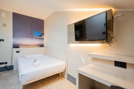 Taliansko Friuli-Venezia Giuli B&B Trieste 5 dňový pobyt Raňajky Vlastná July 2026 ( 9/07/26-13/07/26)