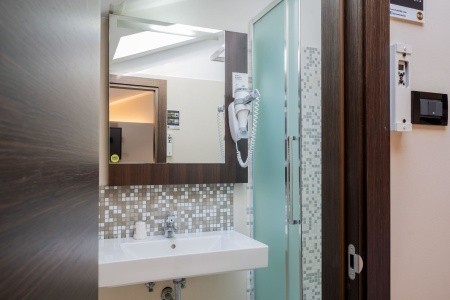 Taliansko Friuli-Venezia Giuli B&B Trieste 5 dňový pobyt Raňajky Vlastná July 2026 ( 9/07/26-13/07/26)