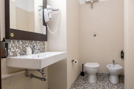 Taliansko Friuli-Venezia Giuli B&B Trieste 5 dňový pobyt Raňajky Vlastná July 2026 ( 9/07/26-13/07/26)