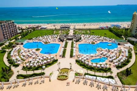 Dit Majestic Beach Resort - 4