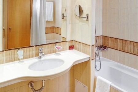 Dit Majestic Beach Resort - 26