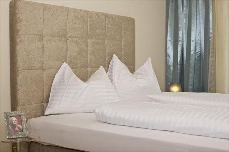 Aparthotel Legendär (Steindorf) - 79