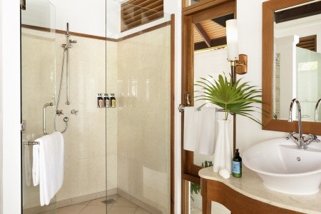 Maldivy Severný Atol Male Kurumba Resort 11 dňový pobyt Raňajky Letecky Letisko: Praha June 2026 (14/06/26-24/06/26)