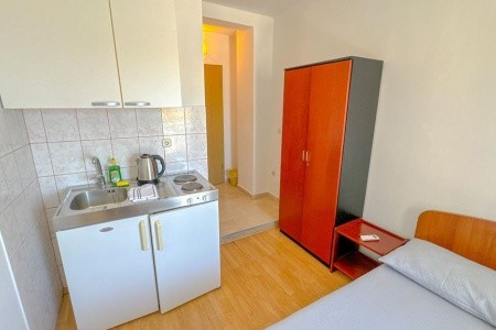 Chorvátsko Stredná Dalmácia Apartmán Vinka (Rogoznica) 8 dňový pobyt Bez stravy Vlastná July 2026 ( 6/07/26-13/07/26)