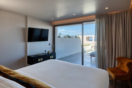 Castello Boutique Suites By The Sea - 28