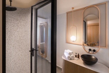 Castello Boutique Suites By The Sea - 49