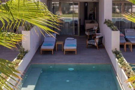 Castello Boutique Suites By The Sea - 50