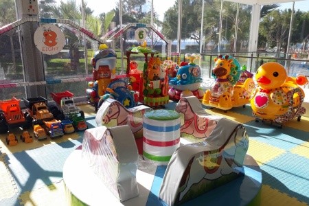 Batihan Beach Resort - 88